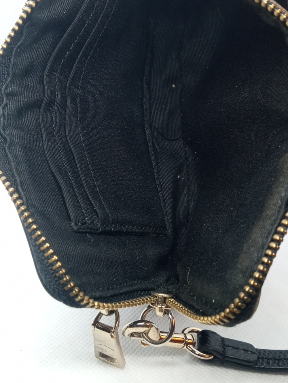 COACH SIGNATURE WRISTLET - Picture 10 of 12